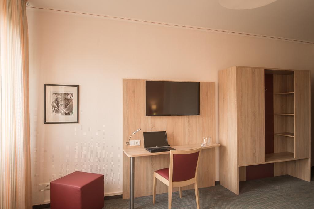 Hotel Leander Bitburg Luaran gambar